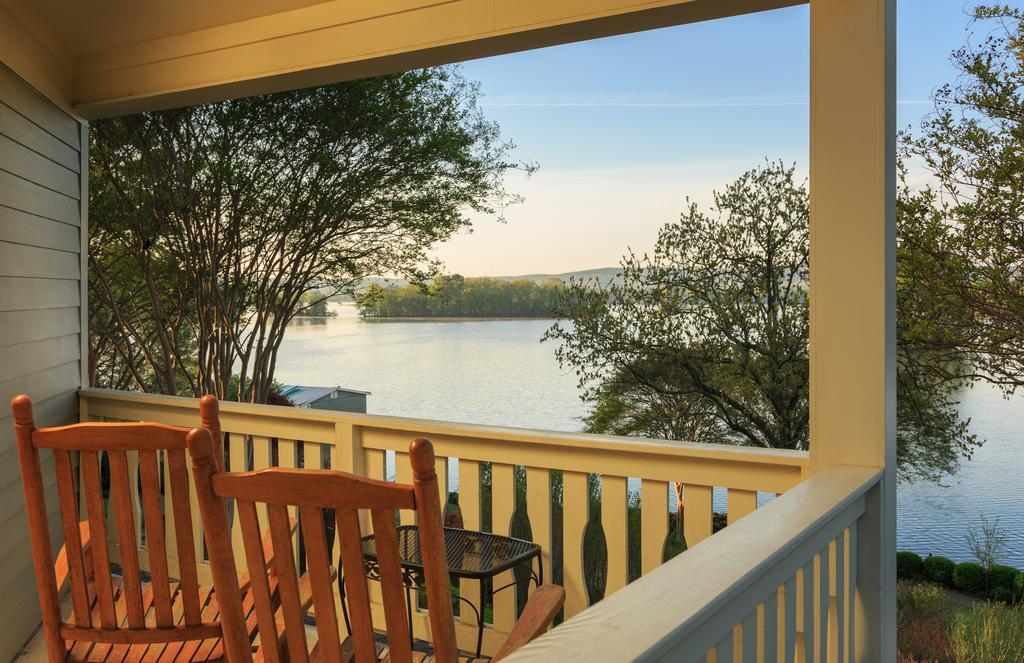 Lookout Point Lakeside Inn Hot Springs Esterno foto