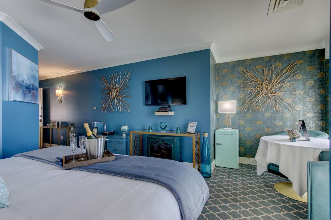 Lookout Point Lakeside Inn Hot Springs Esterno foto
