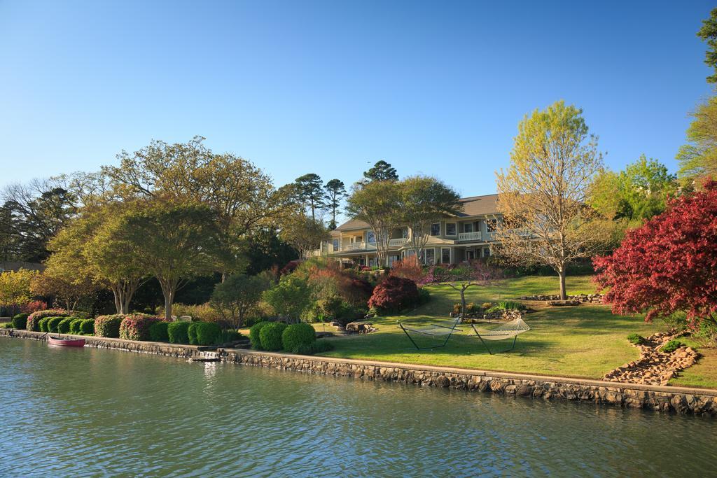 Lookout Point Lakeside Inn Hot Springs Esterno foto